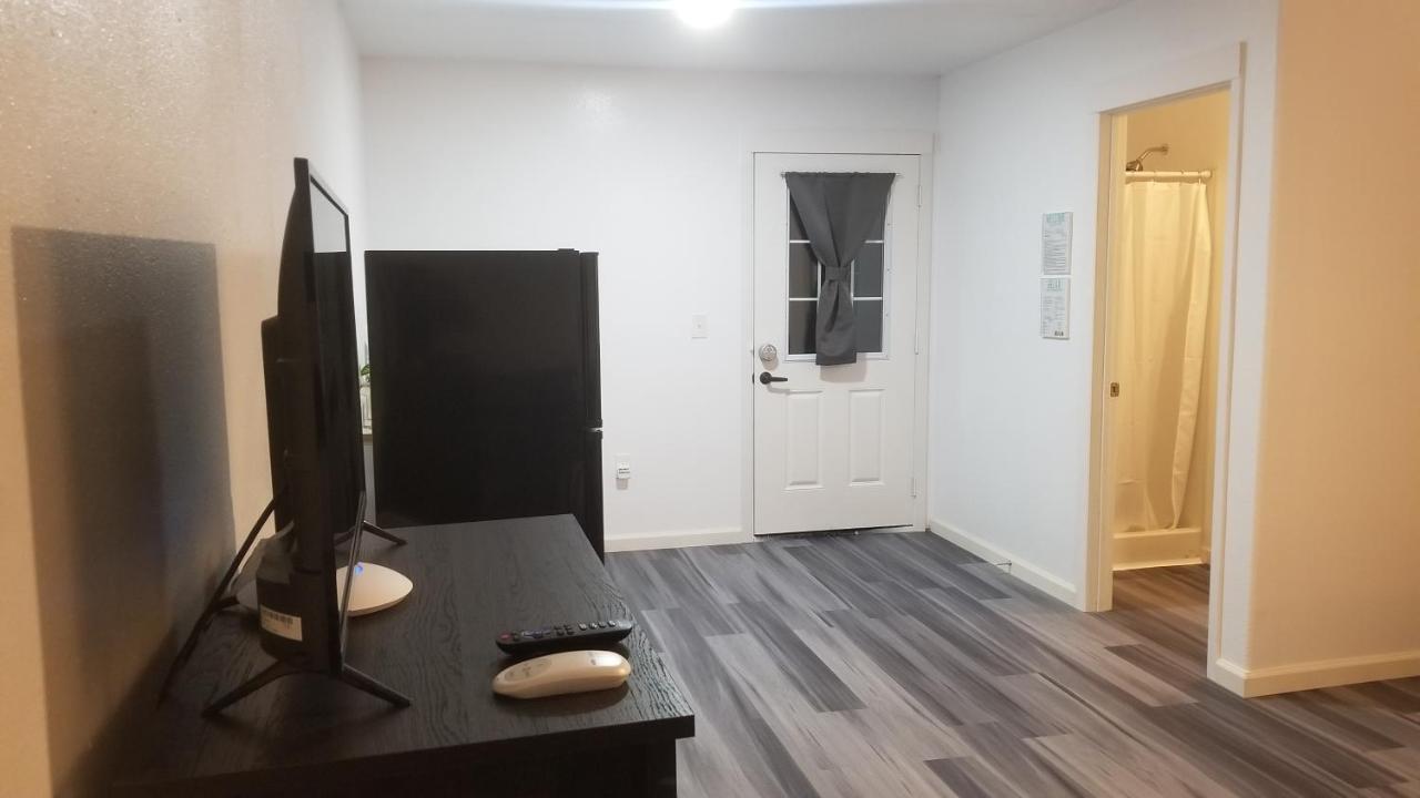 #4 New! Cozy Private Studio! Self Checkin Studio Apt Keaau Esterno foto